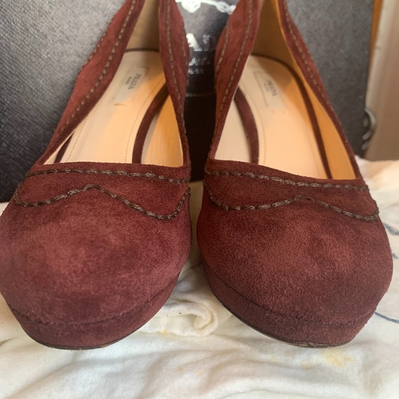 Prada  shoes - Picture 9 of 12